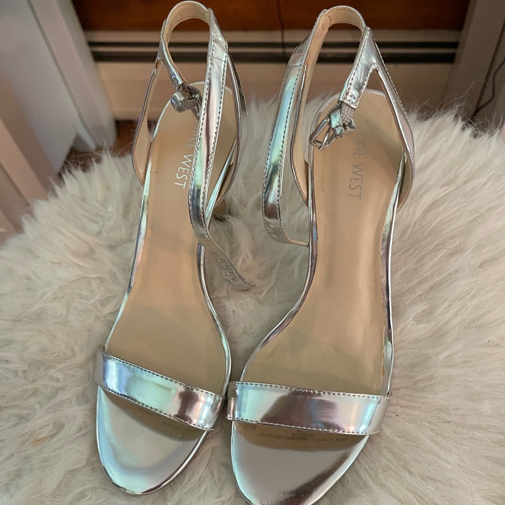 Nine West Silver Heels size 7.5